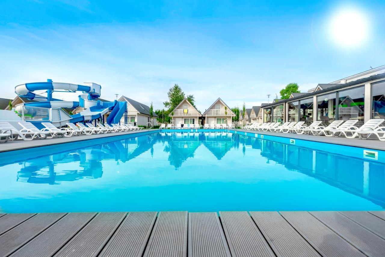 Holiday Park & Resort Ustronie Morskie Buitenkant foto