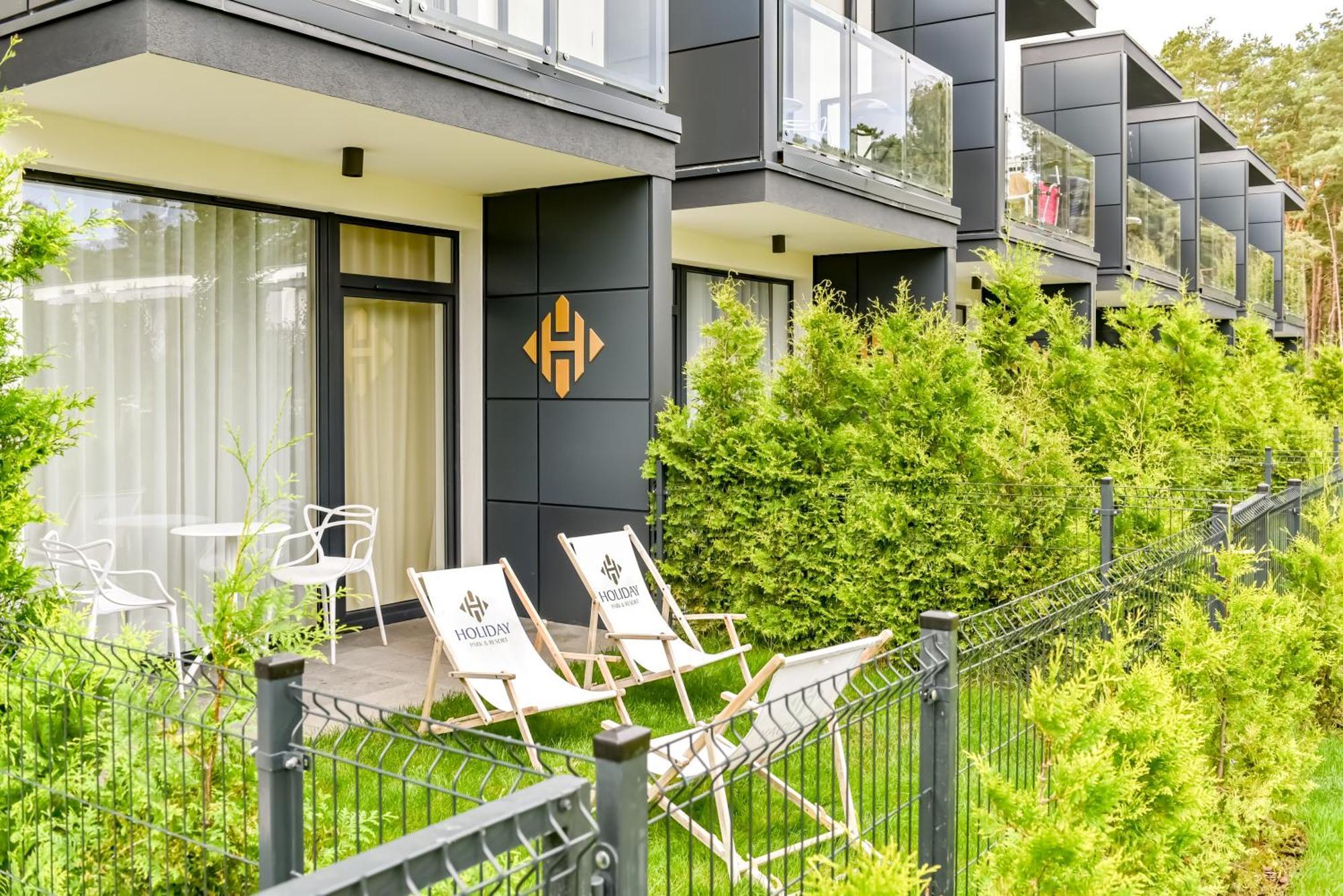 Holiday Park & Resort Ustronie Morskie Buitenkant foto
